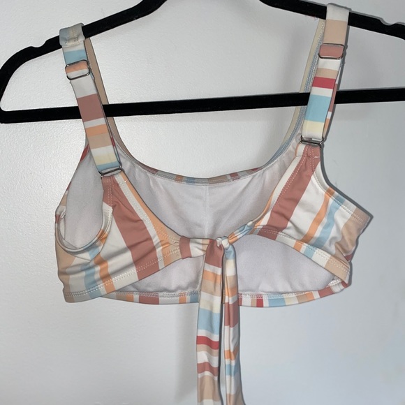 bikini top - Picture 2 of 2